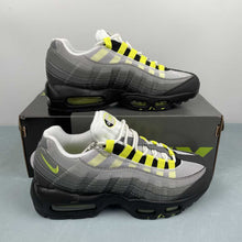 Cargar imagen en el visor de la galería, Air Max 95 OG Neon Black Neon Yellow Light Graphite CT1689-001
