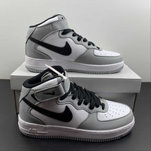 Cargar imagen en el visor de la galería, Air Force 1 07 Mid Grey Black White HG1522-016
