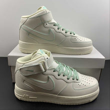 Cargar imagen en el visor de la galería, Air Force 1 07 Mid Cream White Green BY6899-695
