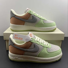 Cargar imagen en el visor de la galería, Air Force 1 07 Low Grey Grass Green Reddish Brown DG2296 015
