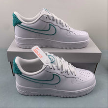 Cargar imagen en el visor de la galería, Air Force 1 07 Low GS White Green FZ2008-100
