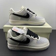 Cargar imagen en el visor de la galería, Air Force 1 07 Low Light Gray Black White TQ9685-785
