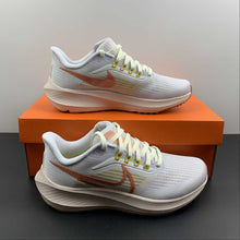 Cargar imagen en el visor de la galería, Air Zoom Pegasus 39 Iris Whisper Madder Root DH4072-501
