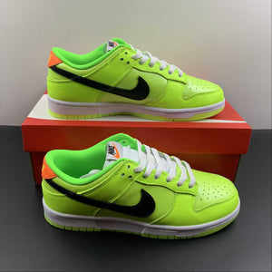 SB Dunk Low Glow in the Dark Venom Green Black Glow FJ4610-702