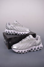 Cargar imagen en el visor de la galería, Air Max Dn8 Metallic Silver HF5509-002
