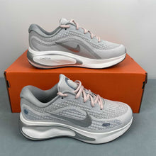 Cargar imagen en el visor de la galería, Nike Journey Run Photon Dust Cool Grey Light Smoke Grey Metallic Pewter FJ7765-006
