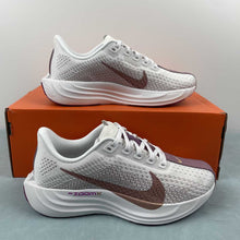 Cargar imagen en el visor de la galería, Nike ZoomX Pegasus PLUS White Metallic Red Bronze FQ7261-108
