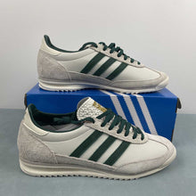 Cargar imagen en el visor de la galería, Adidas SL 72 OG Off White Collegiate Green Orbit Grey IF1940
