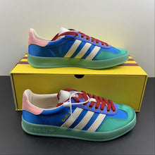 Cargar imagen en el visor de la galería, Adidas x Gucci Gazelle Light Blue Duchess Silk
