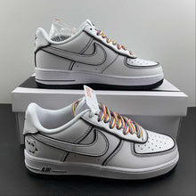 Cargar imagen en el visor de la galería, Air Force 1 07 Low Panda White Black Reflective Multi GU6936-599
