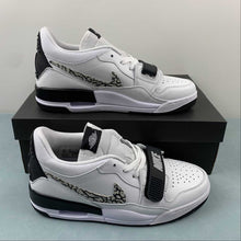Cargar imagen en el visor de la galería, Air Jordan Legacy 312 Low Tech Gray Fire Red Black Summit White CD7069-110
