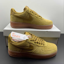 Cargar imagen en el visor de la galería, Air Force 1 07 Low Wheat Gum BQ5485-700
