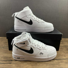 Cargar imagen en el visor de la galería, Air Force 1 07 Mid LV8 Utility Shadow Gray White Black CV3039-108
