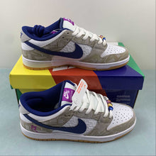 Cargar imagen en el visor de la galería, Rayssa Leal x SB Dunk Low Pure Platinum Deep Royal Blue Vivid Purple FZ5251-001
