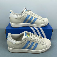 Cargar imagen en el visor de la galería, Adidas Superstar 2 Lionel Messi Argentina JQ1256
