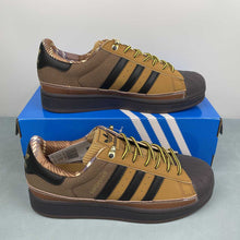 Cargar imagen en el visor de la galería, Adidas Superstar 2 Mesa Core Black Preloved Brown JR6990
