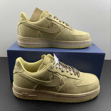 Cargar imagen en el visor de la galería, Air Force 1 Low NAI-KE Tan Canvas Light Gum DV4247-211
