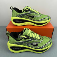 Cargar imagen en el visor de la galería, Nike Zoom Vomero PLUS Multi-Color Volt White Black IM8072-999
