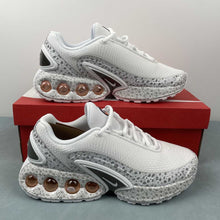 Cargar imagen en el visor de la galería, Air Max Dn SE Premium Safari Electric Pack Alternate HM0811-100
