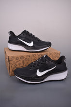 Cargar imagen en el visor de la galería, Nike Reactx Pegasus Trail 5 AGC Black and White HV8121-001
