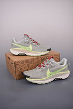 Cargar imagen en el visor de la galería, Nike Reactx Pegasus Trail 5 Next Nature Light Green DV3864-004
