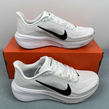 Cargar imagen en el visor de la galería, Air Zoom Pegasus 42 White Black Photon Dust IB1881-101

