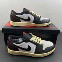 Cargar imagen en el visor de la galería, Air Jordan 1 Retro Low OG Black Bleached Coral-White CZ0790-061
