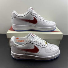 Cargar imagen en el visor de la galería, Air Force 1 07 Low White Red Metallic Gold CO3363-363
