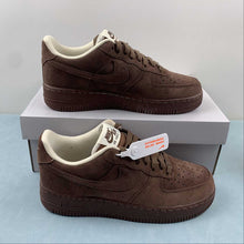 Cargar imagen en el visor de la galería, Air Force 1 07 Low Cacao Wow Sanddrift FQ8901-259
