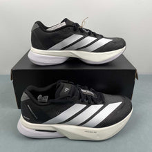 Cargar imagen en el visor de la galería, Adizero Boston 13 Core Black Cloud White Grey Five JS4938
