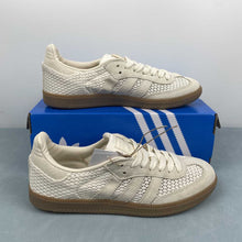 Cargar imagen en el visor de la galería, Adidas Samba OG Cream White Wonder White Gum KK3528
