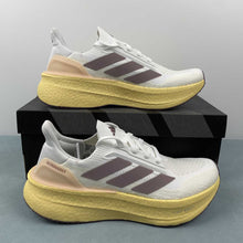 Cargar imagen en el visor de la galería, Adidas Ultra Boost 5X White Preloved Fig Yellow IH0685
