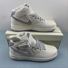 Cargar imagen en el visor de la galería, Air Force 1 07 Mid White Gray SH0235-522
