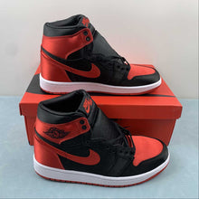 Cargar imagen en el visor de la galería, Air Jordan 1 Retro High OG Satin Bred Black University Red White FD4810-061
