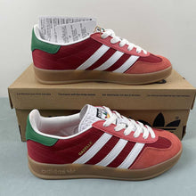 Cargar imagen en el visor de la galería, Adidas Gazelle Indoor Olympic Pack Better Scarlet Cloud White Gum IF9641
