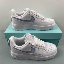 Cargar imagen en el visor de la galería, Air Force 1 07 Low Hazy Purple White FB8971-800

