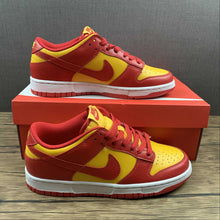 Cargar imagen en el visor de la galería, SB Dunk Low Midas Gold Tough Red White DD1391-701
