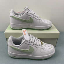 Cargar imagen en el visor de la galería, Air Force 1 Low Swoosh White Light Green CV5696-968
