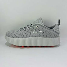 Cargar imagen en el visor de la galería, Nike Mind 002 Grey White HQ4308-003
