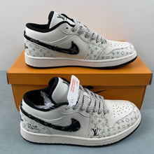 Cargar imagen en el visor de la galería, Air Jordan 1 Low LV Off White Black SJ9950-006
