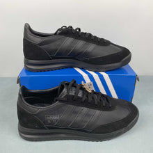 Cargar imagen en el visor de la galería, Adidas SL 72 RS Core Black Core Black Carbon IH8019
