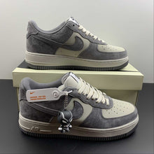 Cargar imagen en el visor de la galería, Air Force 1 07 Low Wolf Gray &amp; White CW2288-866
