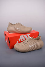 Cargar imagen en el visor de la galería, Nike ReactX Rejuven8 Desert Color Silver Hook HV5060-200

