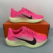 Cargar imagen en el visor de la galería, Nike ZoomX Pegasus PLUS Hyper Pink Sequoia HV3022-600
