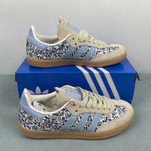 Cargar imagen en el visor de la galería, Adidas Samba OG x Liberty London Blue Floral JP8080
