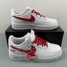 Cargar imagen en el visor de la galería, Supreme x Air Force 1 07 Low White Red CU9225-010
