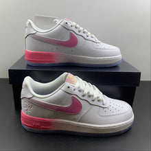 Cargar imagen en el visor de la galería, Air Force 1 Low Gold Mountain FD0778-100
