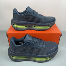 Cargar imagen en el visor de la galería, Nike Vomero Premium Dk Blue HQ2050-611
