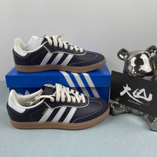 Cargar imagen en el visor de la galería, Adidas Samba OG Aura Black Cream White Gold IG6836
