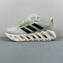 Cargar imagen en el visor de la galería, Adidas Switch Fwd Linen Green Silver Metallic Putty Mauve ID2646
